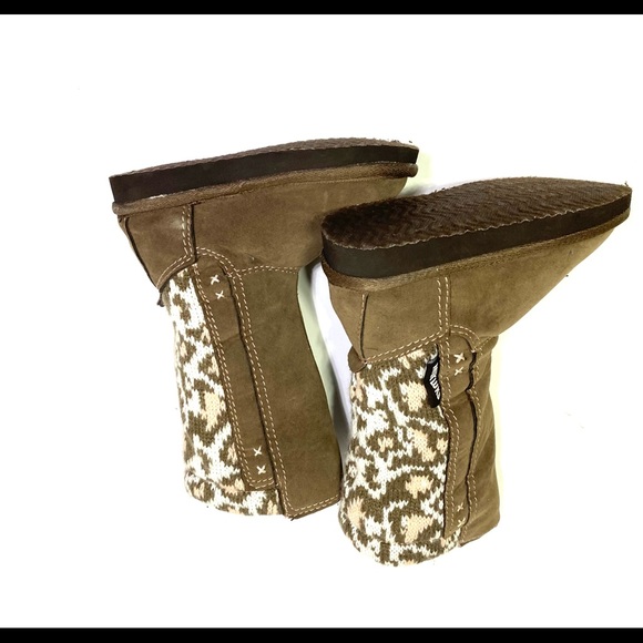 MUK LUKS - Picture 10 of 14